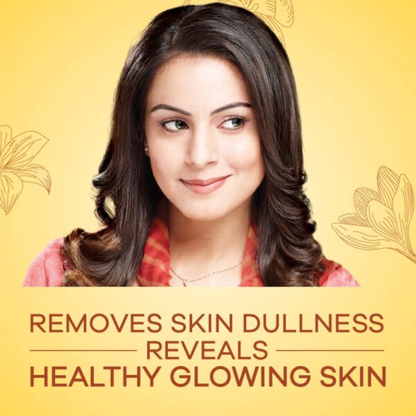 Himalaya Natural Glow Kesar Face Wash, 150ml - Image 4